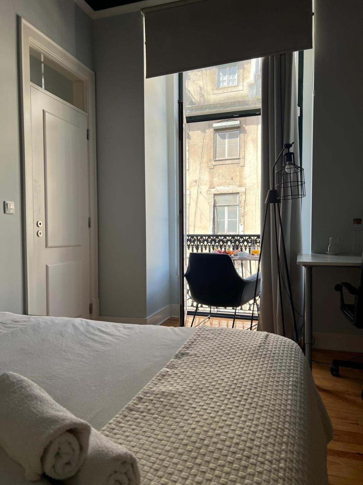 Suite No Chiado Baixa De Lisboa - Em Apartamento Partilhado Exteriör bild